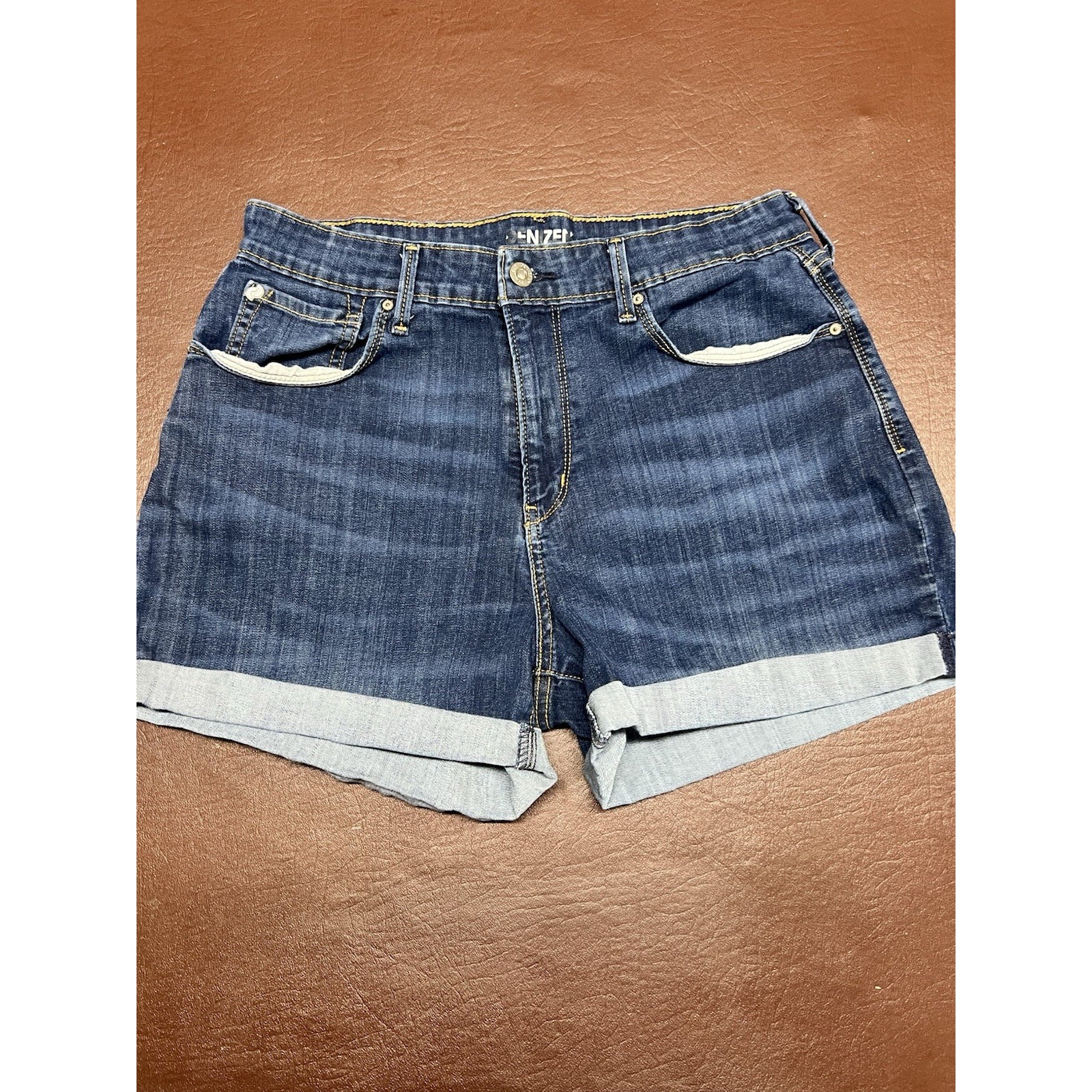 Denizen Jean Shorts Women's 12/W31 Blue Mid Rise 5-Pocket Whisker Cuffed Hem